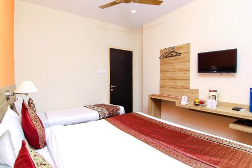 hotel r b international