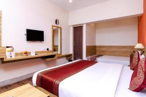 hotel r b international