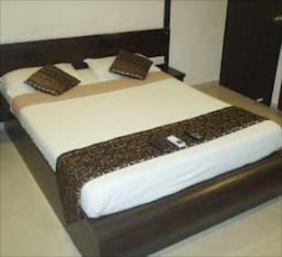Hotel Park Inn,Near Funworld Rajkot,3 star