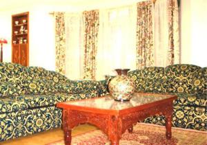 hotel aman palace