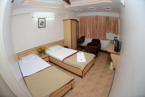 hotel kirti