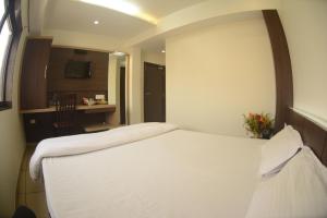 hotel kirti
