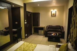 hotel kirti