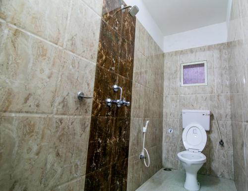 Akashdeep Ranchi,India>>Ranchi,3 star