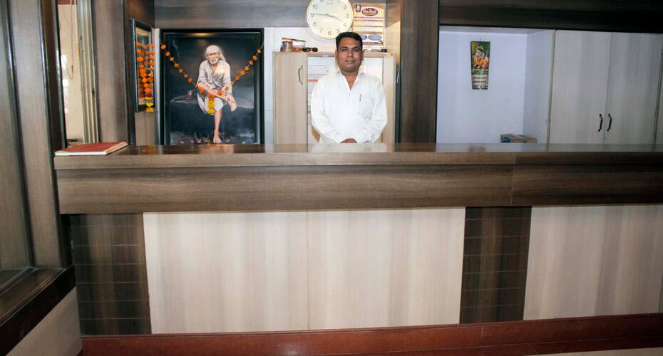 hotel laxmi g h