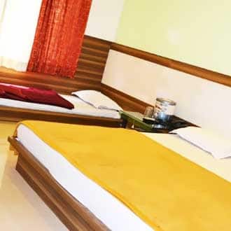 Hotel Laxmi G H,Sainagar>>Shirdi,2 star