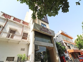 hotel mandiram