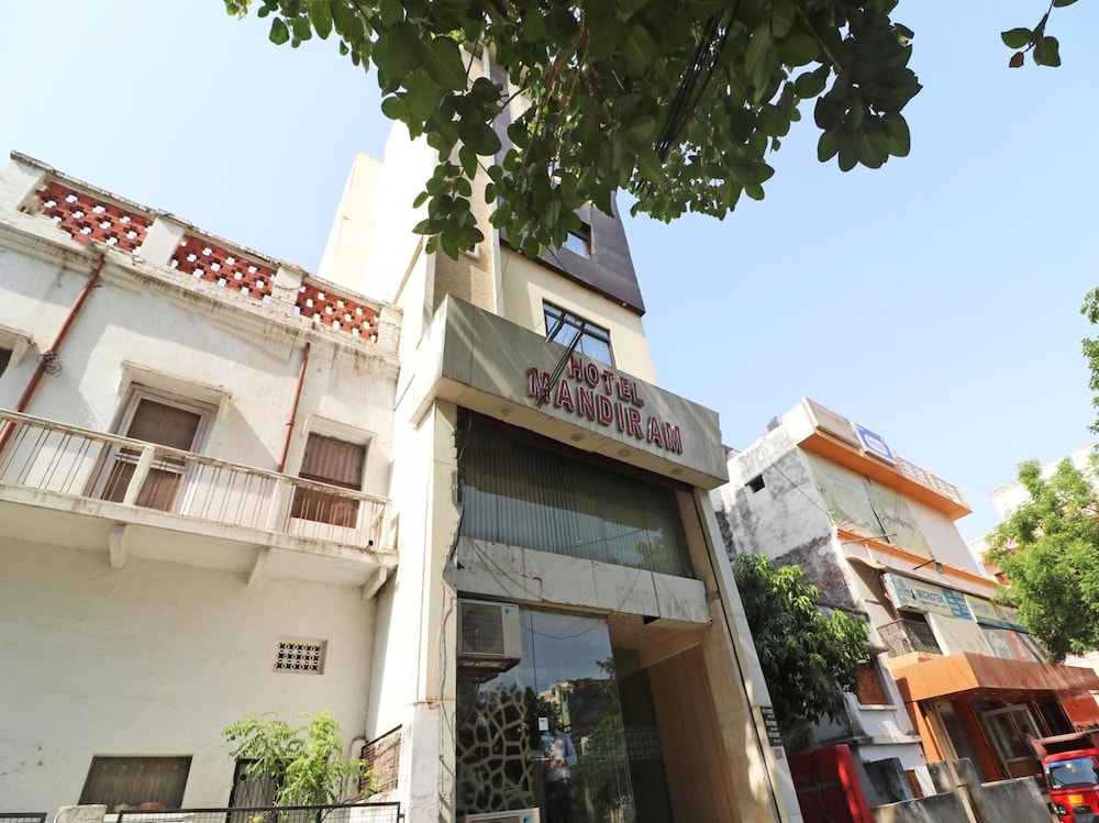 hotel mandiram