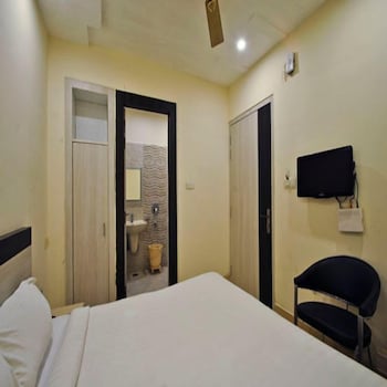 hotel mandiram