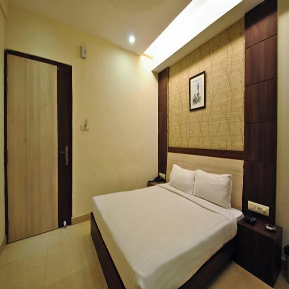 hotel mandiram