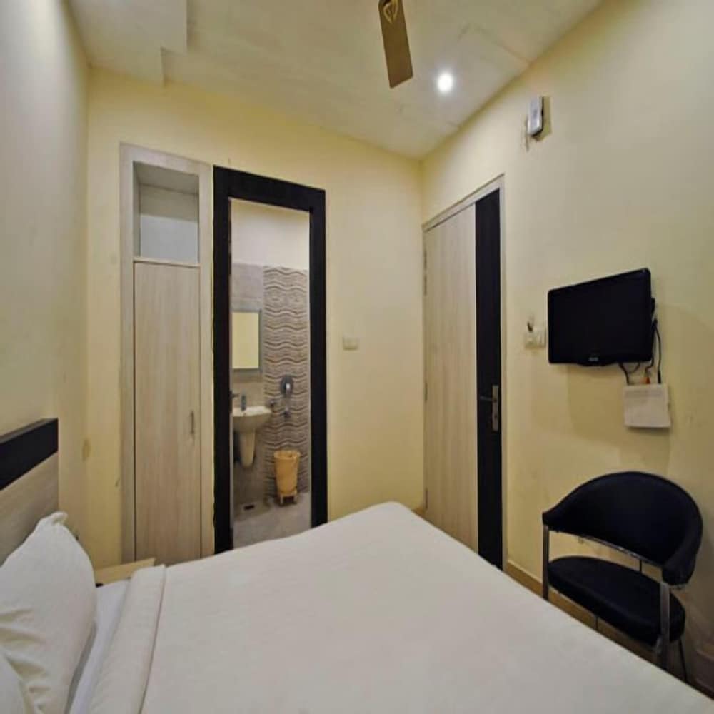 hotel mandiram