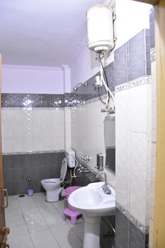 Park Awadh,Uttar Pradesh>>Lucknow,2 star