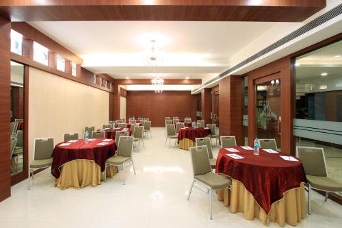 hotel sona south city