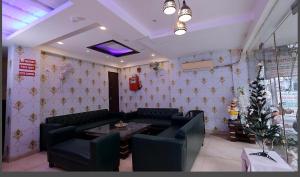 hotel gaylord international new delhi