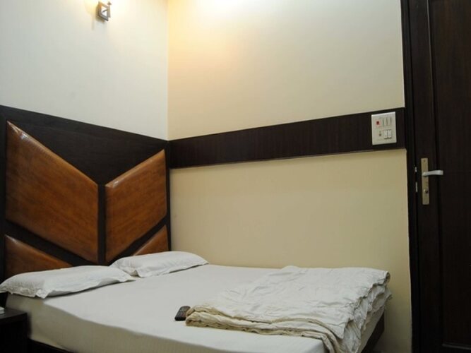 hotel gaylord international new delhi