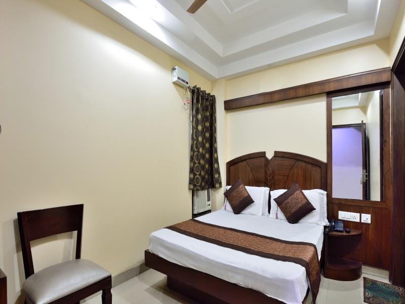 hotel gaylord international new delhi