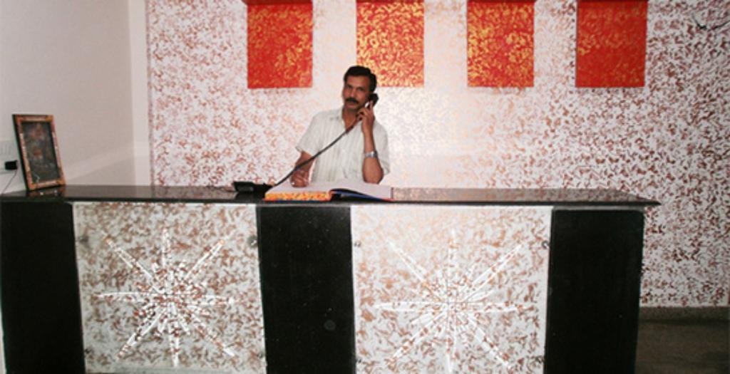 hotel avtar at new delhi railway station
