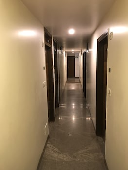 hotel avtar at new delhi railway station