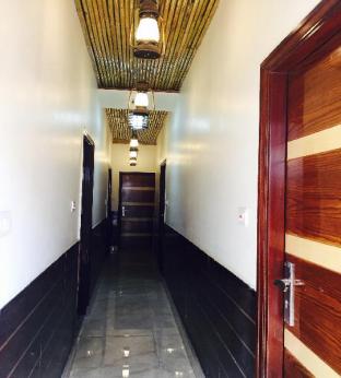 hotel pink city