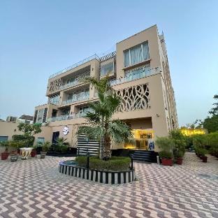 hotel chirag