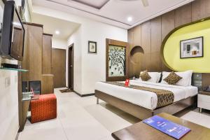 Marshall The Grand,Gujarat>>Ahmedabad,3 star