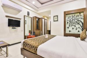 Marshall The Grand,Gujarat>>Ahmedabad,3 star
