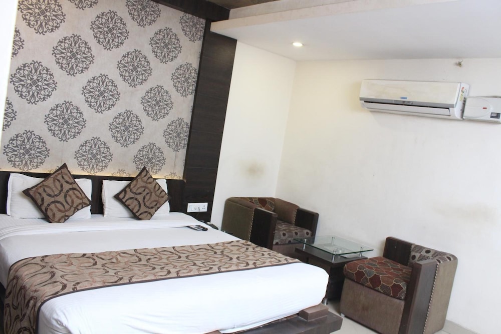 Hotel Galaxy,Prayagraj>>Allahabad,3 star