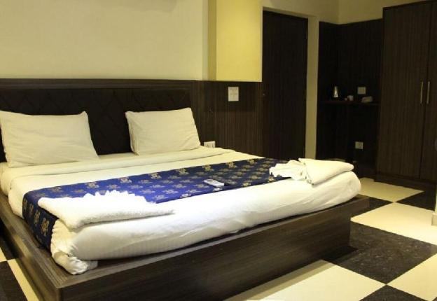 hotel shagun residency behror