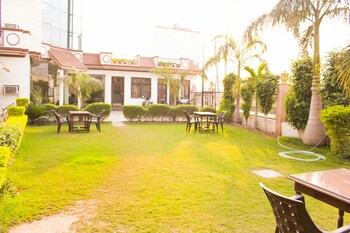 hotel shagun residency behror