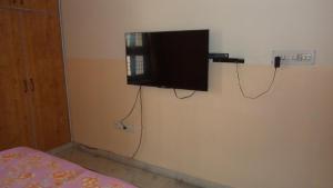 royal city guest house