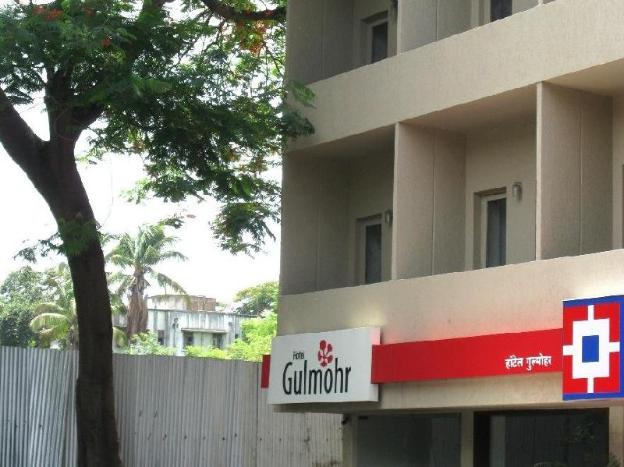 hotel gulmohr