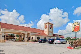 Super 8 By Wyndham Houston Hobby Airport South,Houston County>>Downtown Houston,2 star
