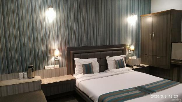 hotel saubhagyam residency