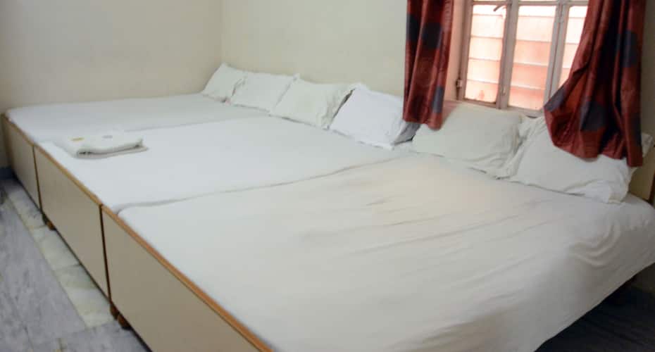 hotel balaji palace