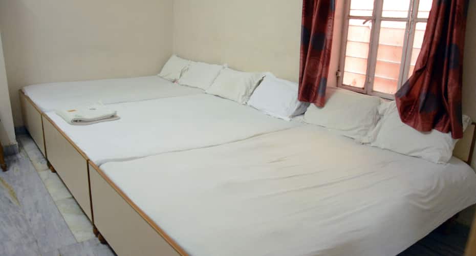 hotel balaji palace