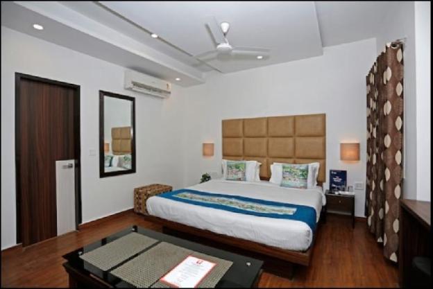 hotel meenakshi palace