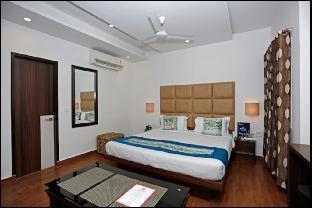 hotel meenakshi palace