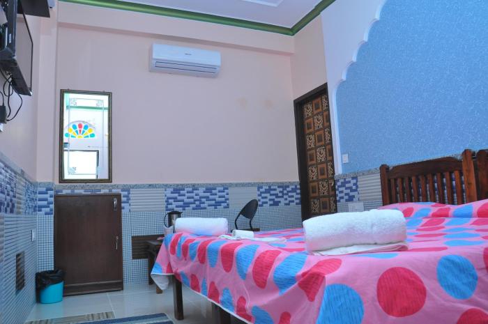 hotel moon light palace jaipur