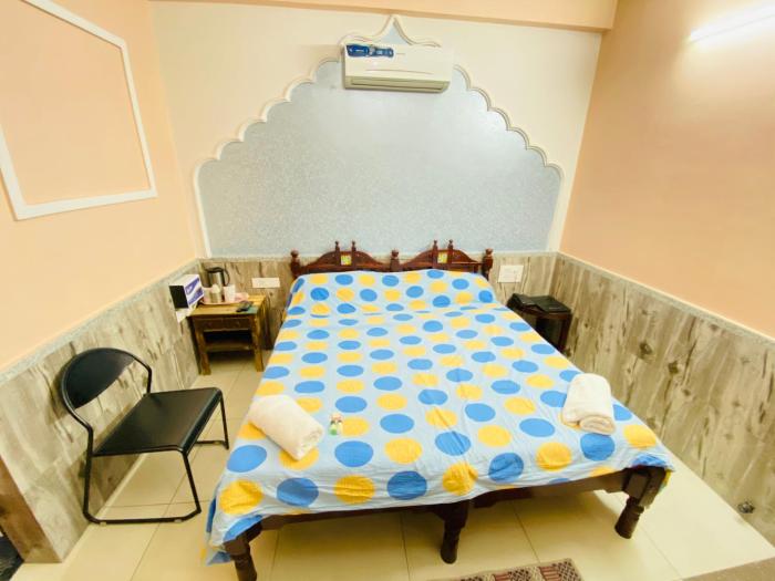 hotel moon light palace jaipur