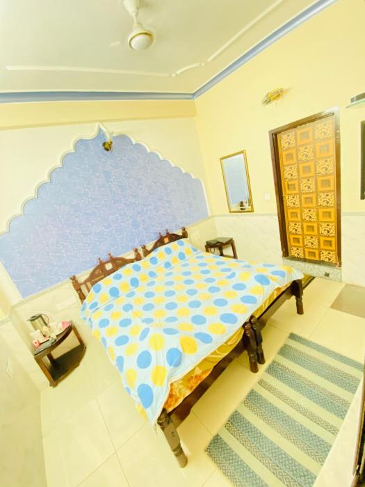 hotel moon light palace jaipur