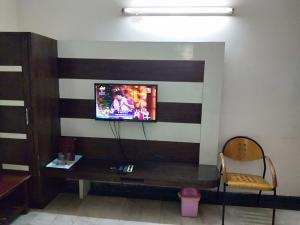 Star Paradise,New Delhi>>Central Delhi,2 star