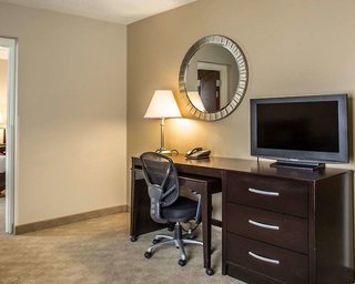 Comfort Suites Lake Norman - Huntersville,Cornelius>>Charlotte,2.5 star