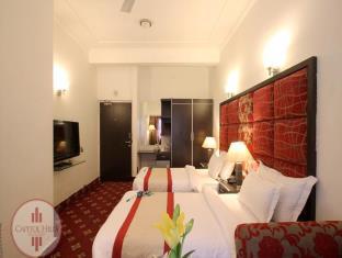 Capitol Hills Hotel,Greater Kailash>>Delhi,3 star