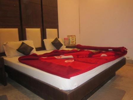 hotel sudershan palace