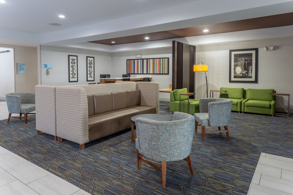 Holiday Inn Express Indianapolis - Southeast By Ihg,Indianapolis>>Beech Grove,3 star
