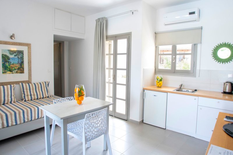 elounda garden suites