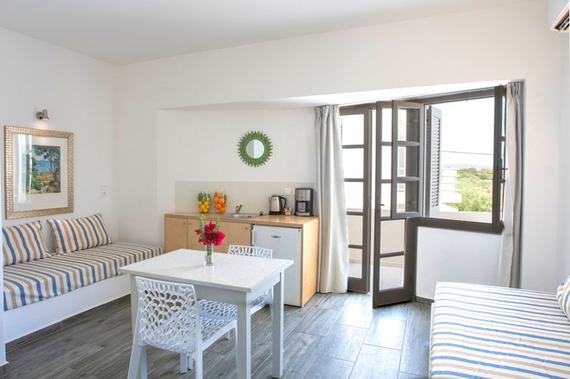 elounda garden suites