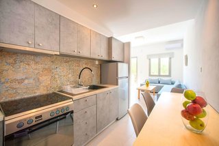 elounda garden suites