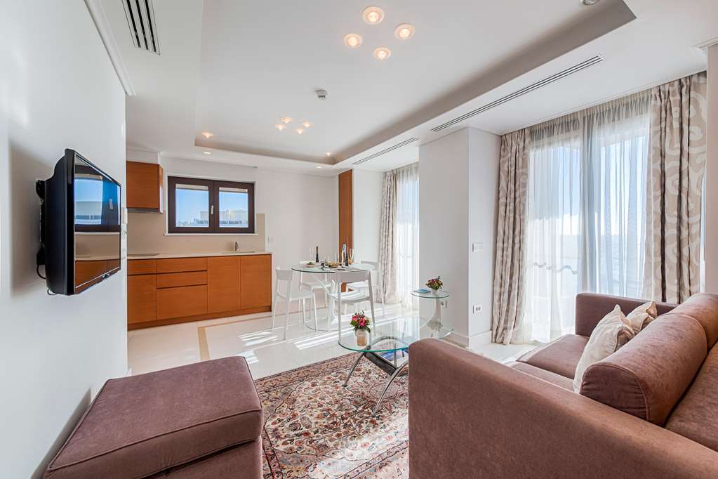 bellevue on the beach suites