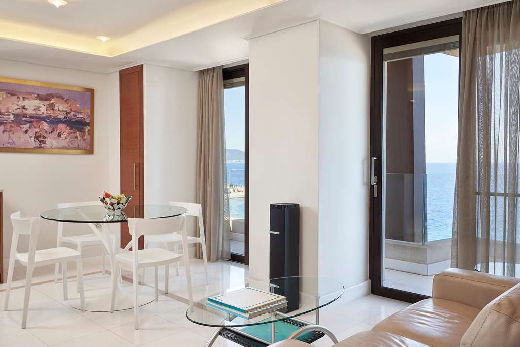 bellevue on the beach suites
